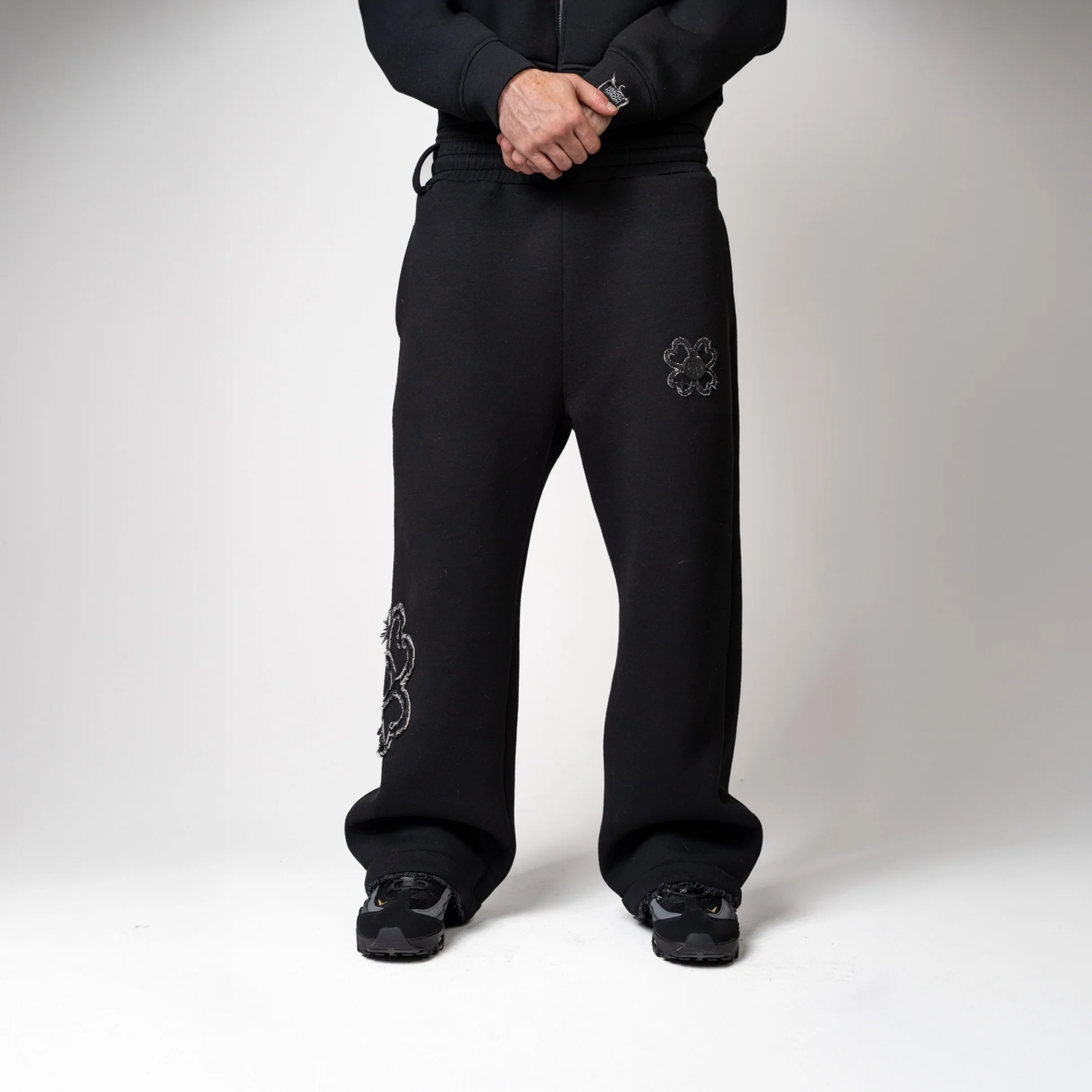 TM SET - BLACK